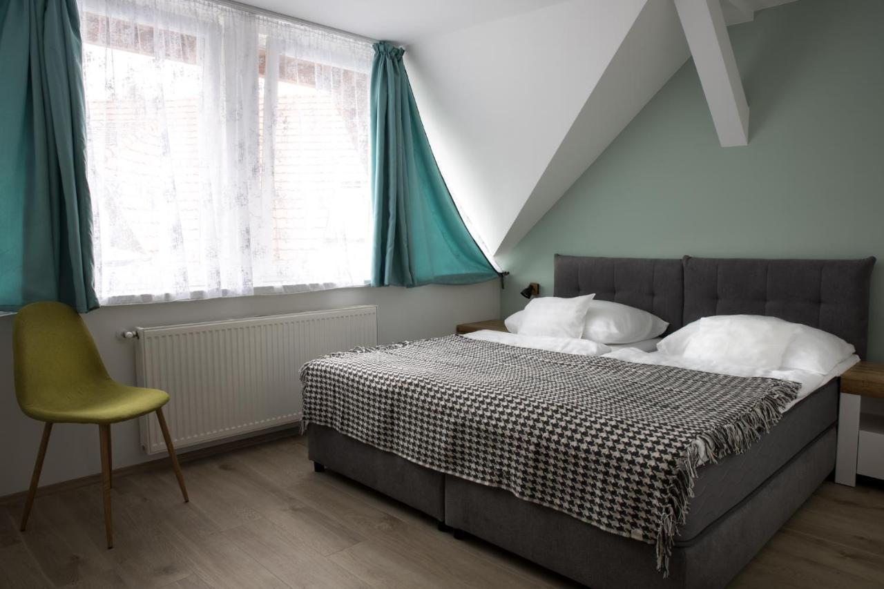 To-Part Panzio Koszeg Apartment Luaran gambar